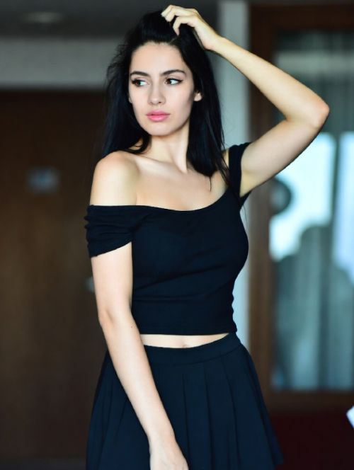 Sophia Rohini Call Girl