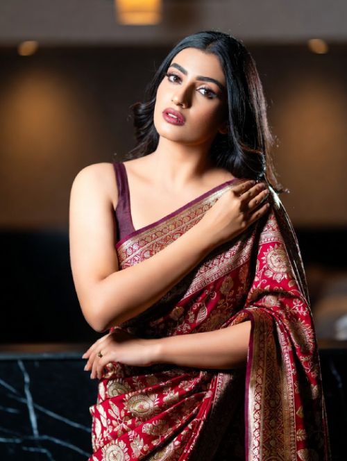 Nisha Rohini Call Girl